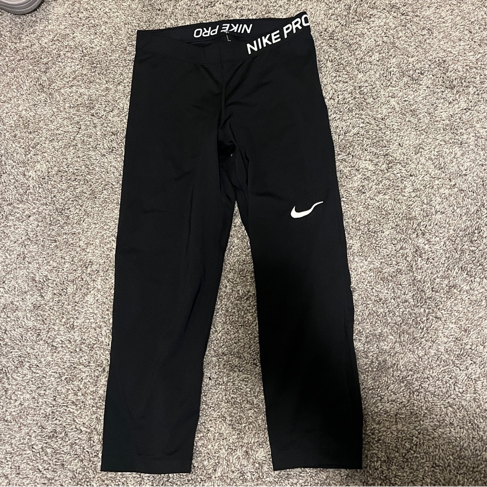 Nike Pro Capri Leggings